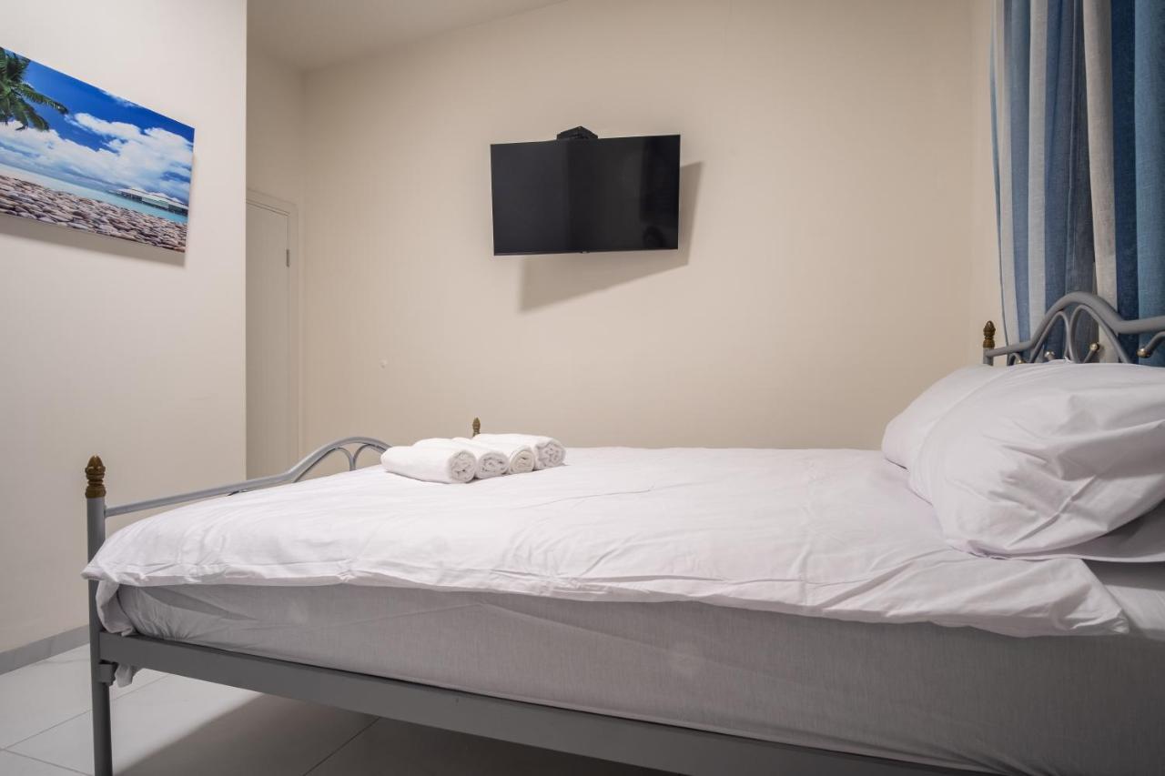 Port City Haifa - Luxury Apartments 50 Mtrs From The Beach Εξωτερικό φωτογραφία